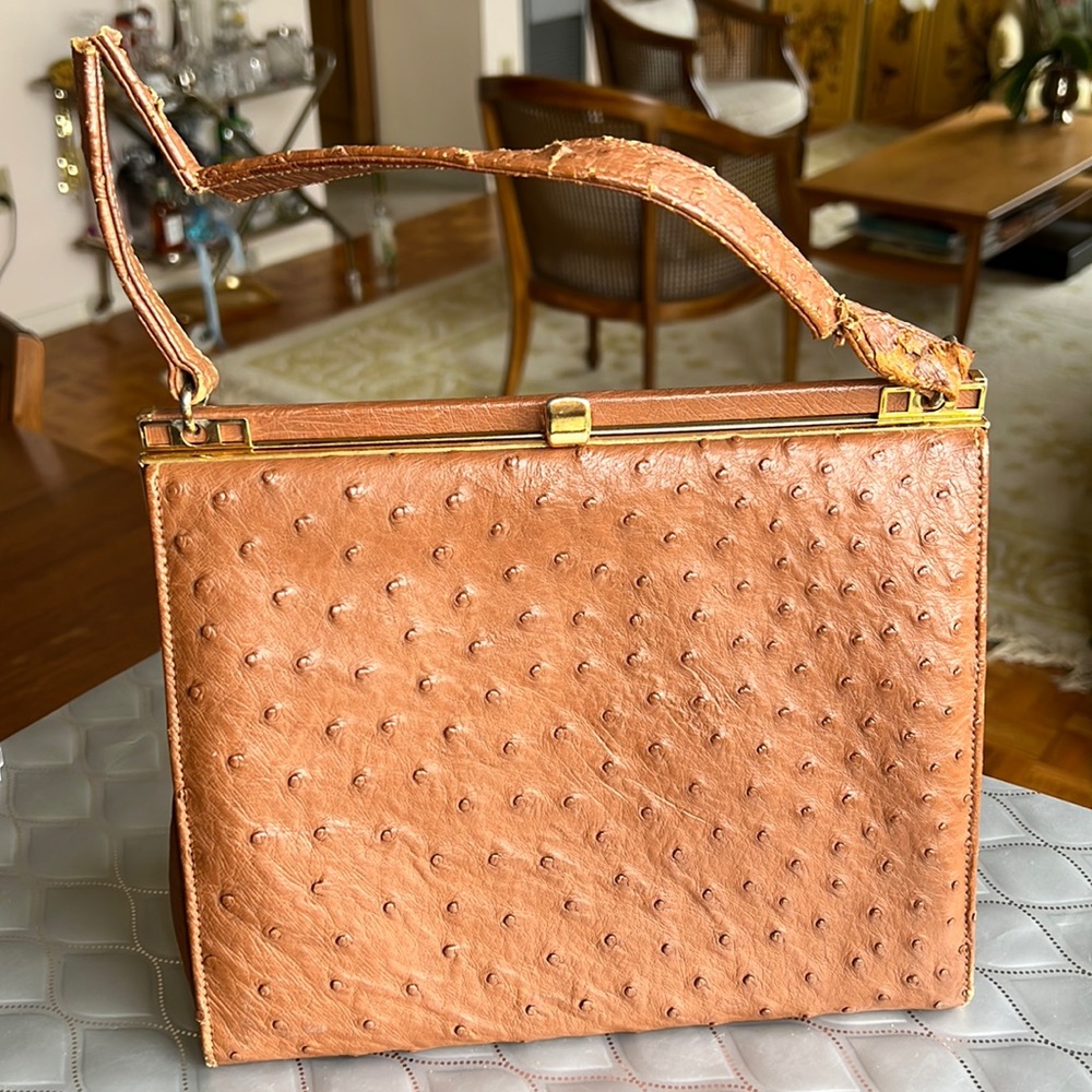 Queen Elizabeth Style Vintage Carmel Genuine Ostrich Leather Lady Purse 1950s
